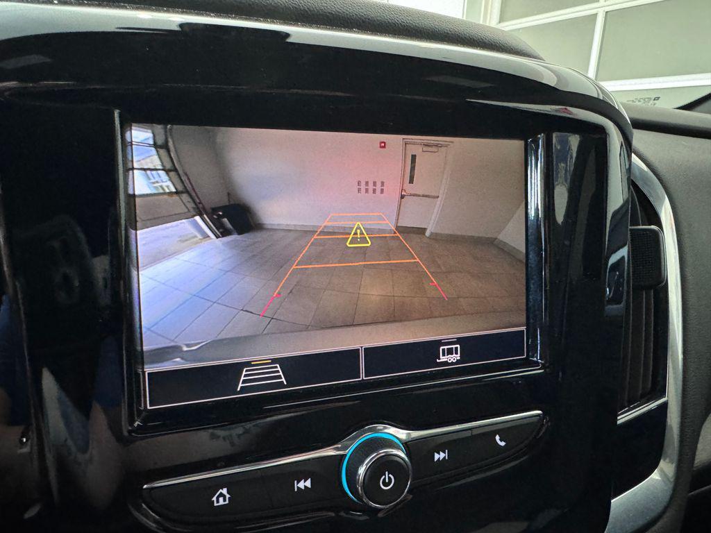 used 2022 Chevrolet Traverse car, priced at $22,487