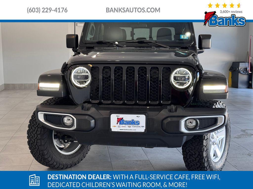 used 2022 Jeep Gladiator car, priced at $34,987