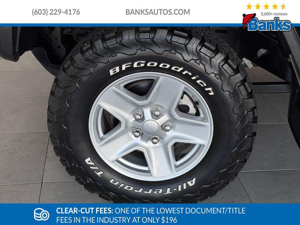 used 2022 Jeep Gladiator car, priced at $34,987