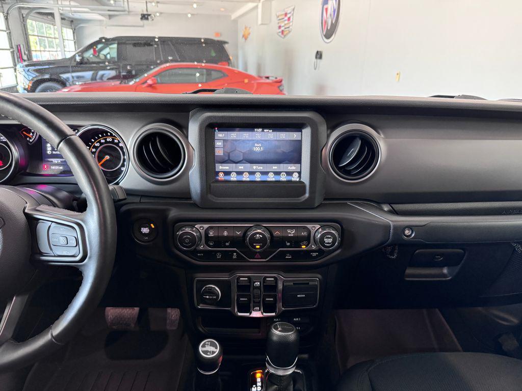 used 2022 Jeep Gladiator car, priced at $34,987