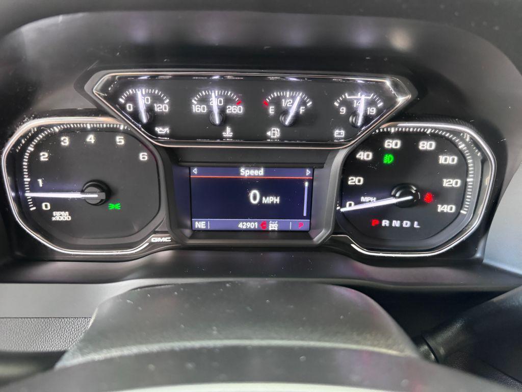 used 2022 GMC Sierra 1500 car, priced at $42,987