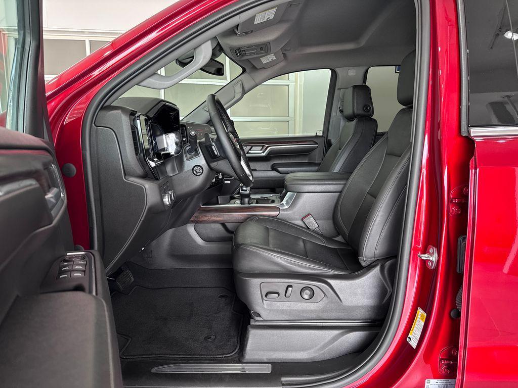 used 2023 GMC Sierra 1500 car, priced at $50,987