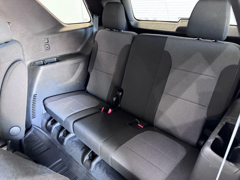 used 2022 Chevrolet Traverse car, priced at $24,487