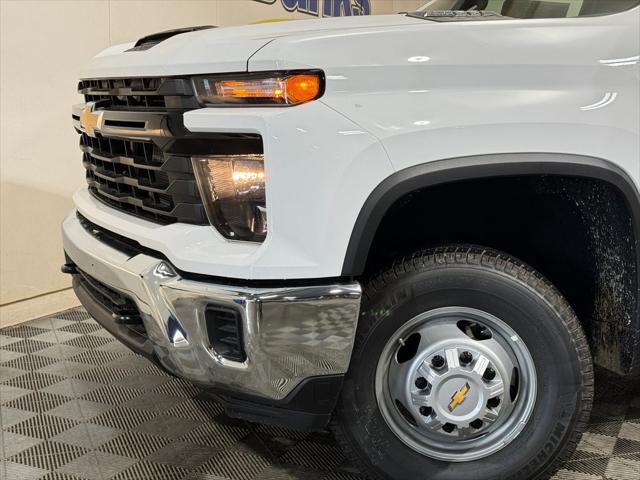 new 2024 Chevrolet Silverado 3500 car, priced at $50,828