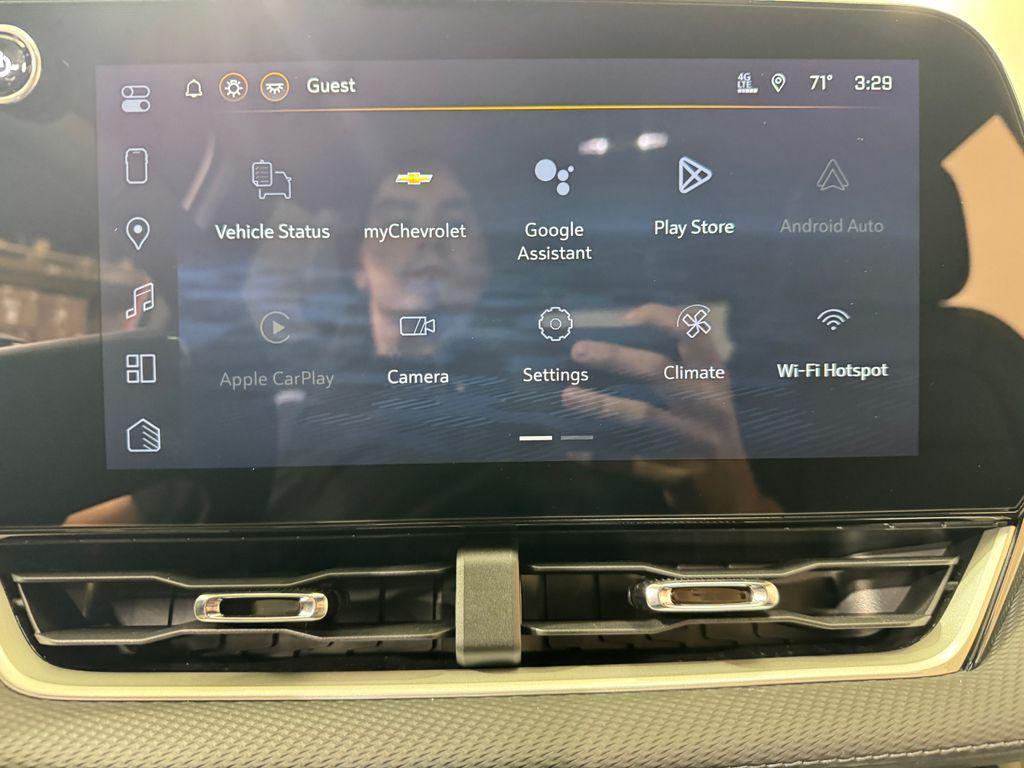 new 2026 Chevrolet Equinox car, priced at $35,035
