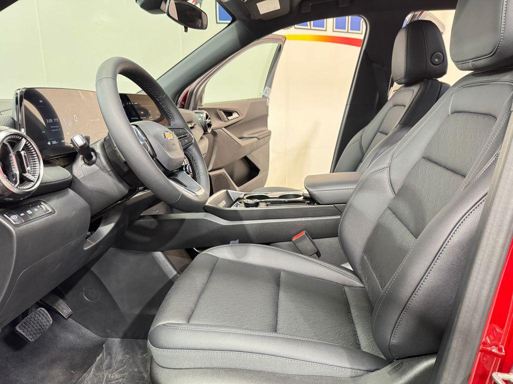 new 2026 Chevrolet Equinox car, priced at $35,035