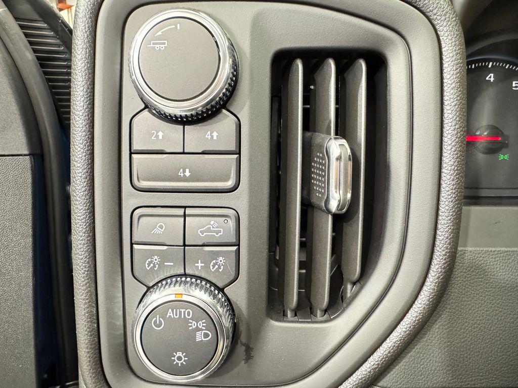 new 2025 GMC Sierra 3500 car, priced at $56,785