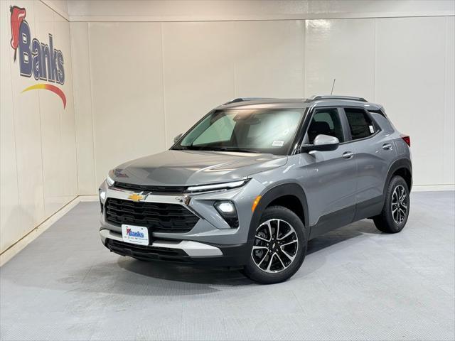 new 2025 Chevrolet TrailBlazer car, priced at $32,005