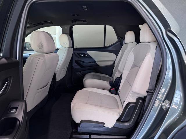 used 2022 Chevrolet Traverse car, priced at $32,987