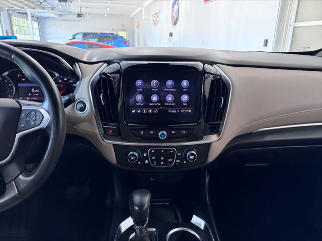 used 2022 Chevrolet Traverse car, priced at $32,987