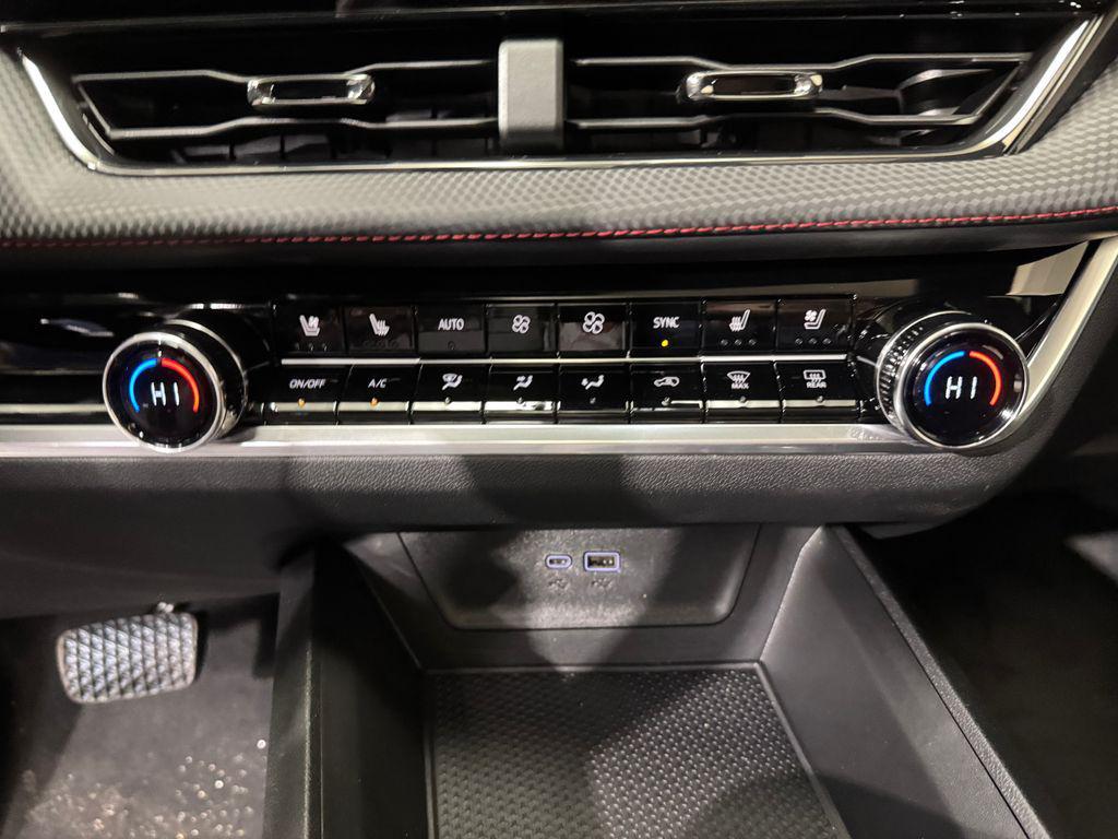 new 2026 Chevrolet Equinox car, priced at $39,622