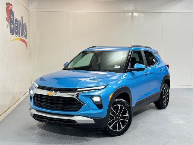 new 2025 Chevrolet TrailBlazer car, priced at $29,985