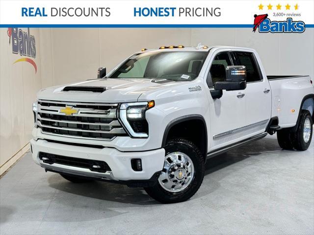 new 2025 Chevrolet Silverado 3500 car, priced at $92,810