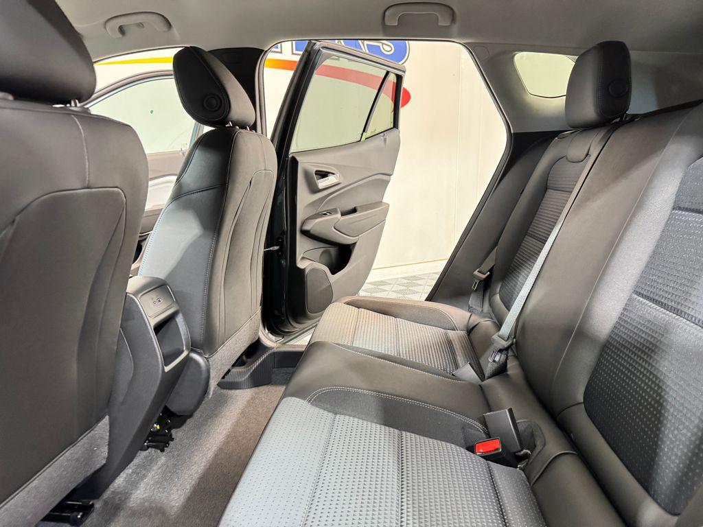 new 2025 Chevrolet Trax car, priced at $25,024