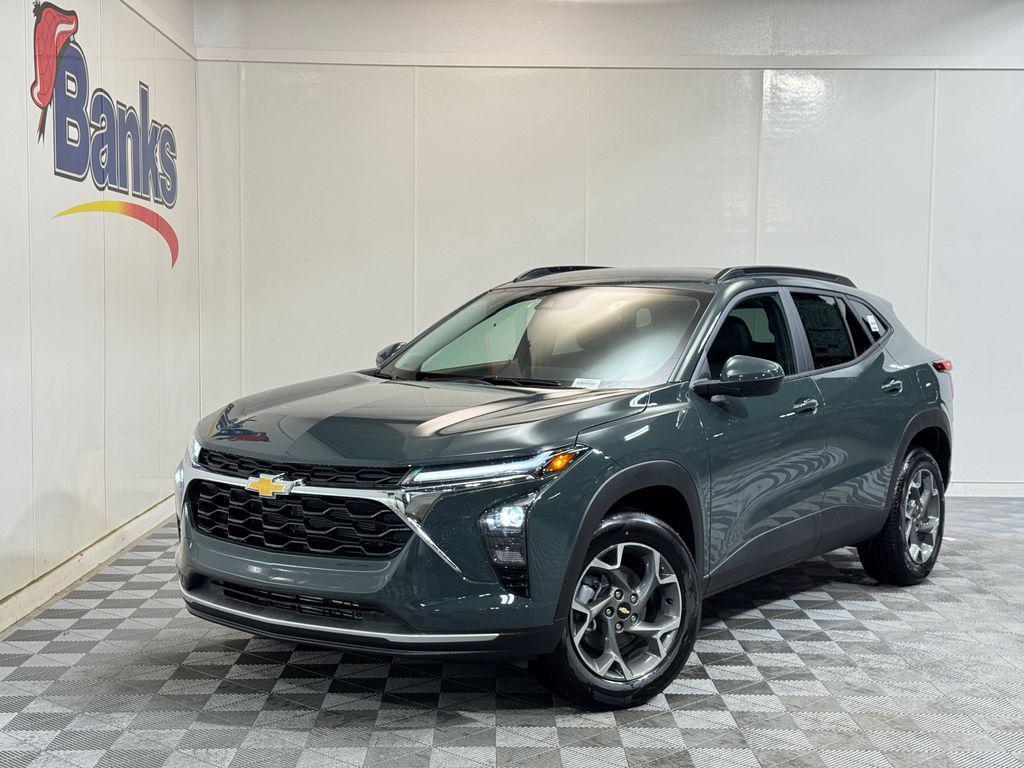 new 2025 Chevrolet Trax car, priced at $25,024