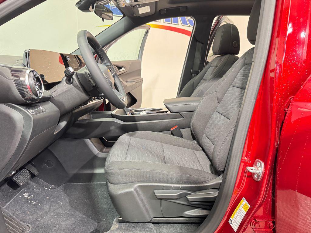 new 2025 Chevrolet Equinox car, priced at $32,480