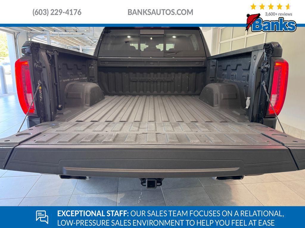 used 2022 GMC Sierra 1500 car, priced at $47,487