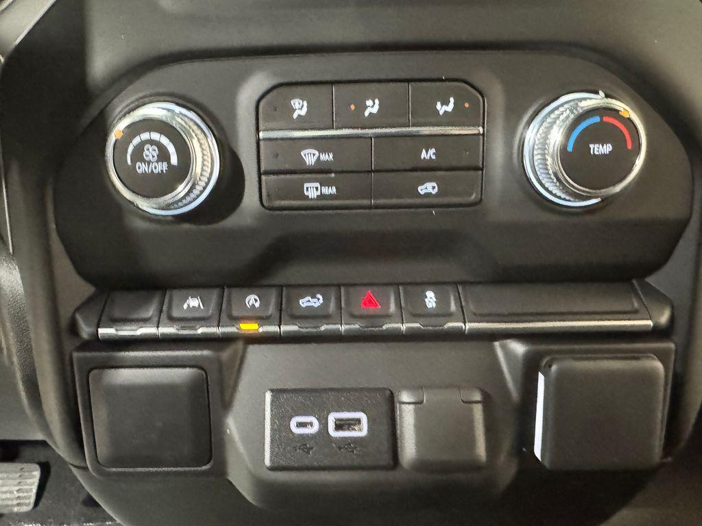 new 2026 GMC Sierra 1500 car, priced at $47,204