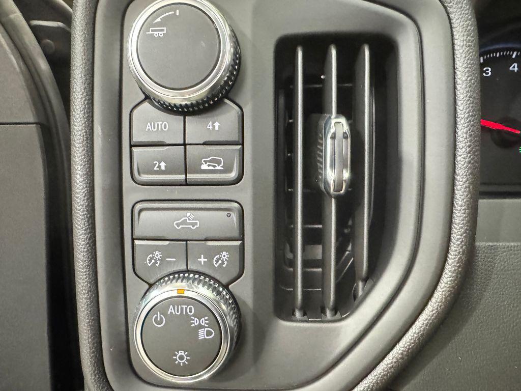 new 2026 GMC Sierra 1500 car, priced at $47,204