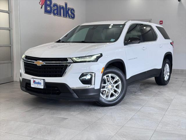 used 2022 Chevrolet Traverse car, priced at $28,487