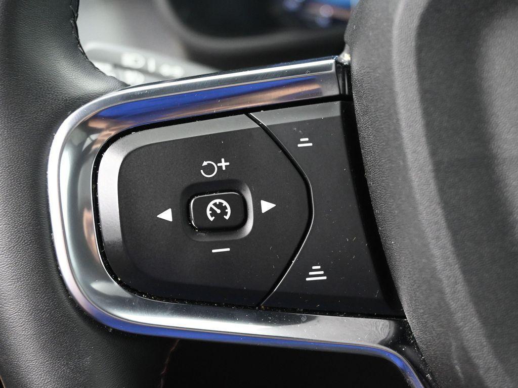 used 2025 Volvo XC40 car, priced at $29,957