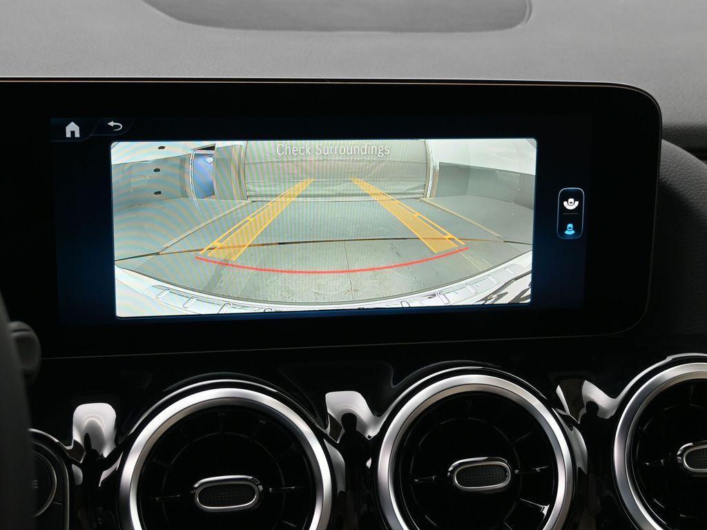 new 2025 Mercedes-Benz GLA 250 car, priced at $44,250