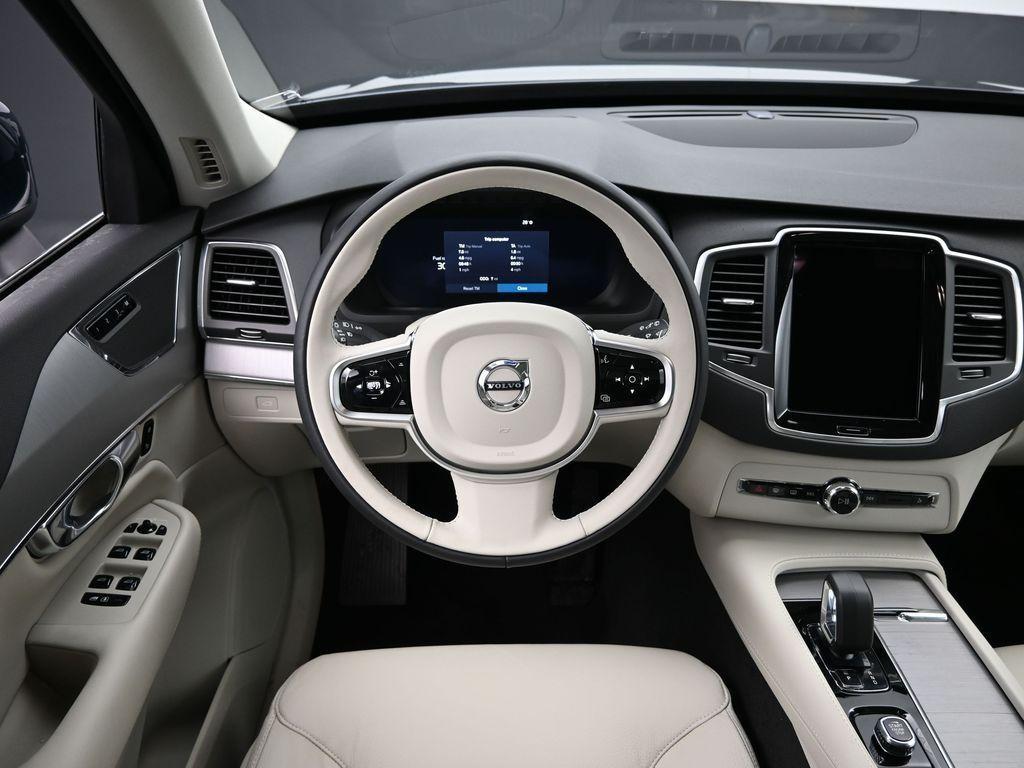 new 2025 Volvo XC90 car, priced at $57,705