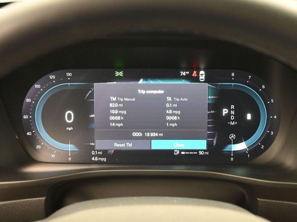 used 2025 Volvo XC40 car, priced at $34,447