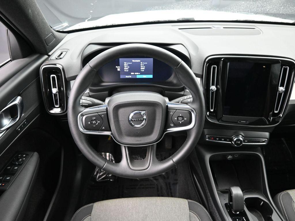 used 2025 Volvo XC40 car, priced at $34,447