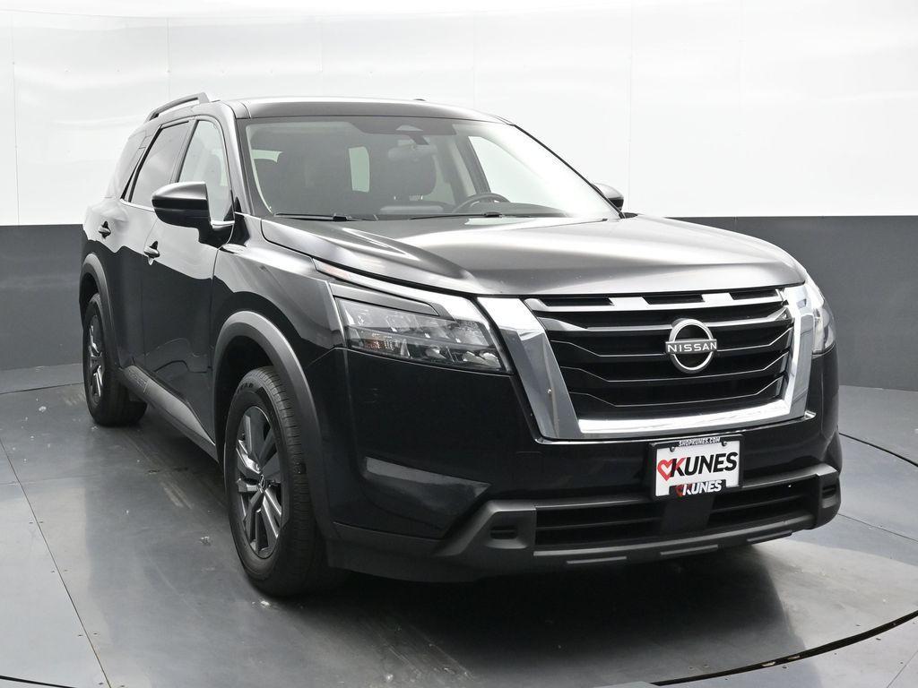 used 2023 Nissan Pathfinder car, priced at $24,991