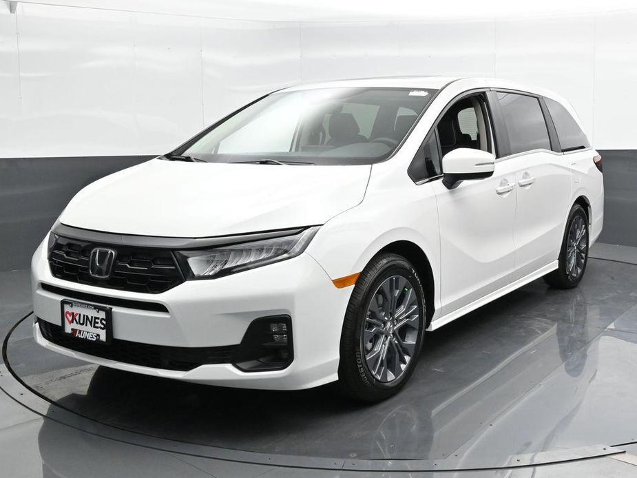 new 2025 Honda Odyssey car, priced at $45,805