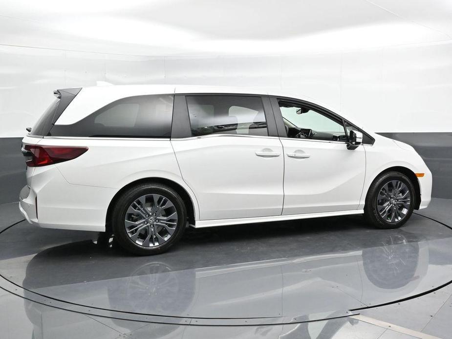 new 2025 Honda Odyssey car, priced at $45,805