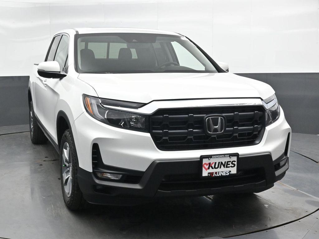 new 2025 Honda Ridgeline car, priced at $40,899