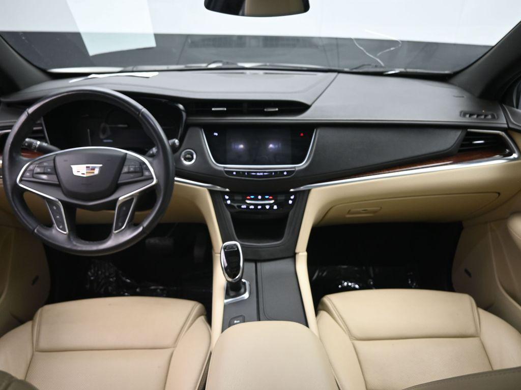 used 2018 Cadillac XT5 car, priced at $13,500