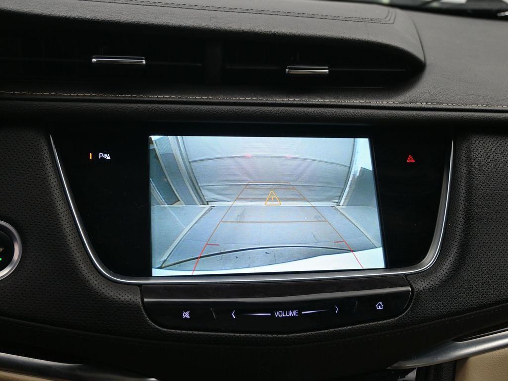 used 2018 Cadillac XT5 car, priced at $13,500