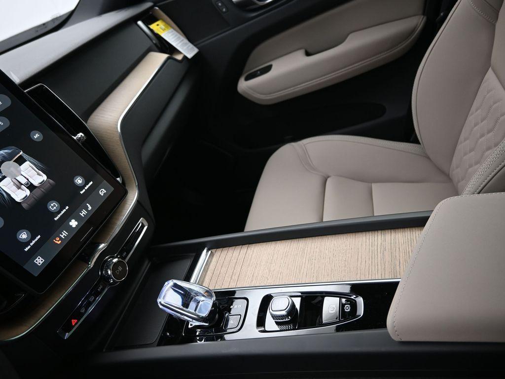 new 2026 Volvo XC60 car, priced at $55,015