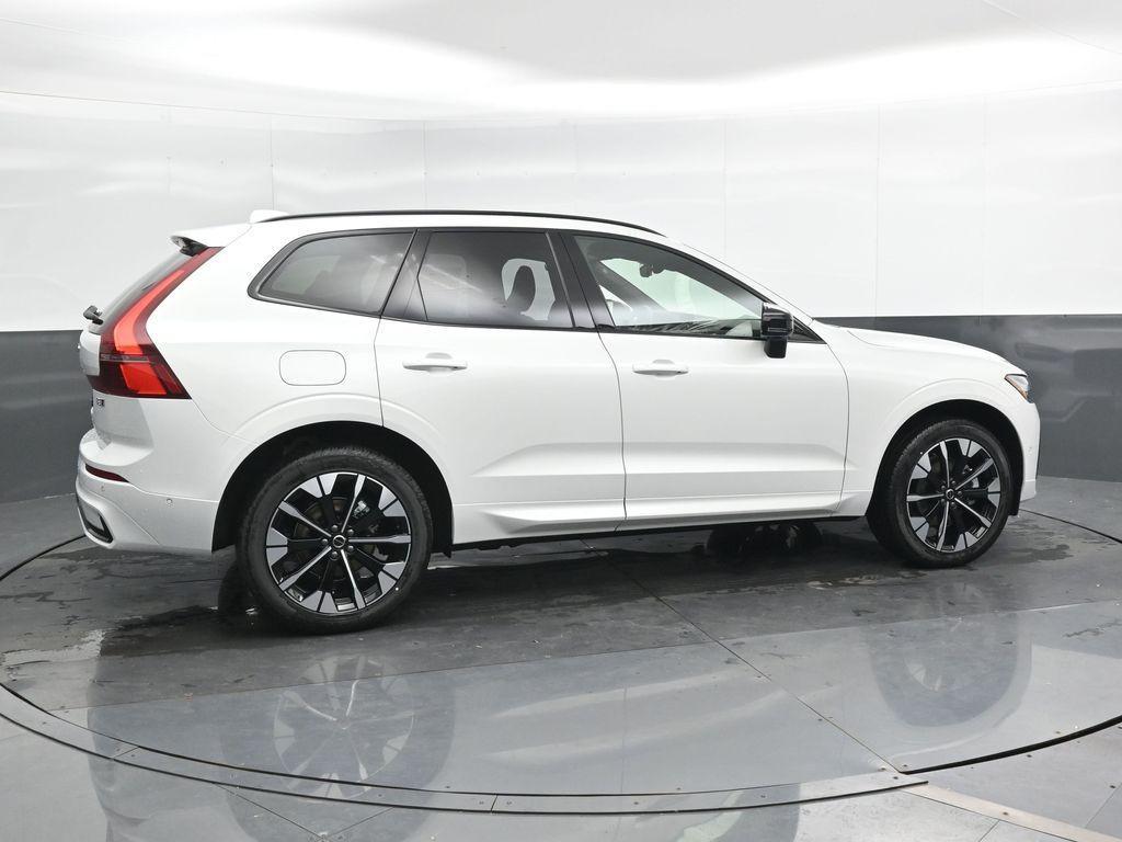 new 2026 Volvo XC60 car, priced at $55,015
