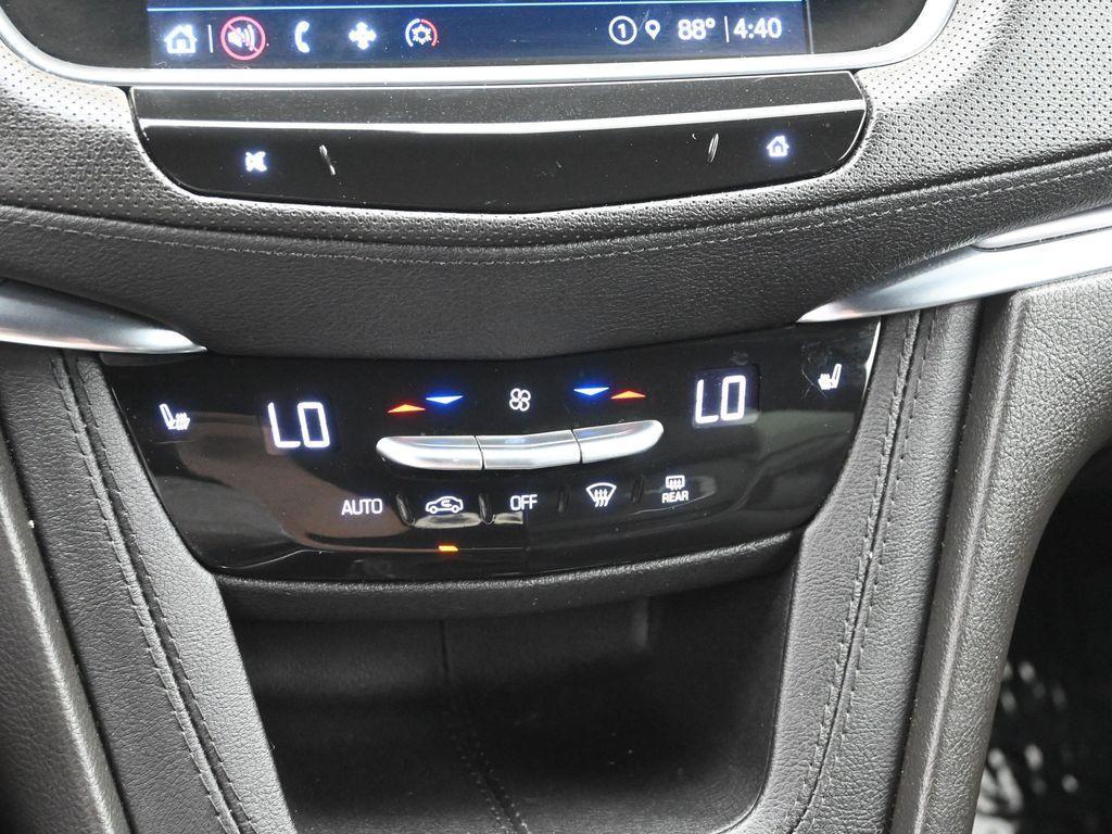 used 2023 Cadillac XT5 car, priced at $25,557