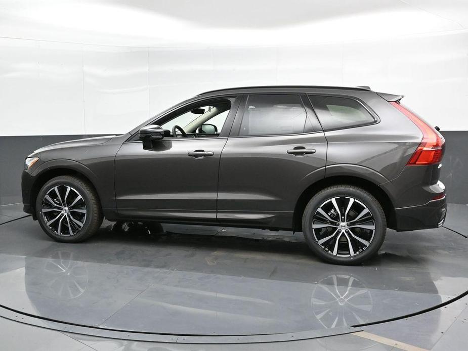 new 2025 Volvo XC60 car, priced at $55,025