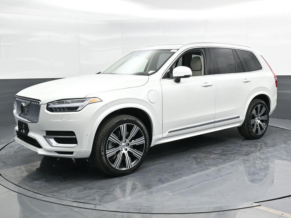 new 2025 Volvo XC90 Plug-In Hybrid car, priced at $78,895