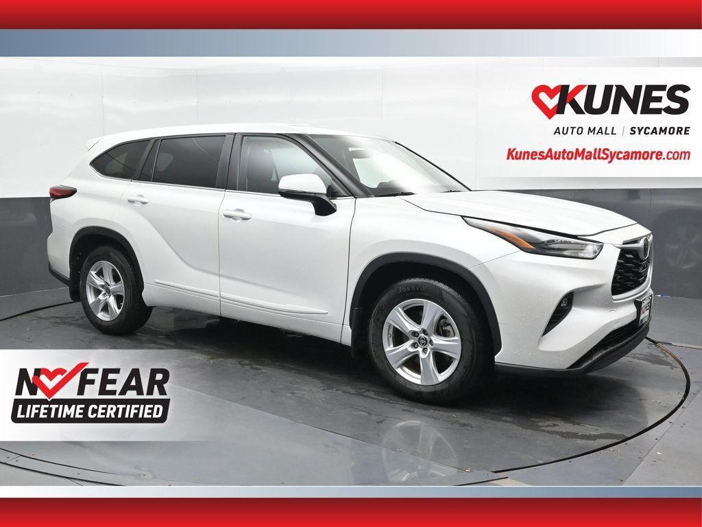 used 2023 Toyota Highlander car, priced at $30,700