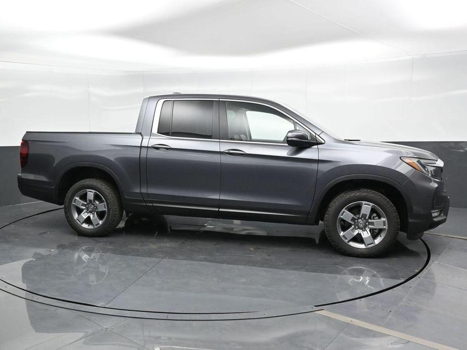 new 2024 Honda Ridgeline car, priced at $40,975