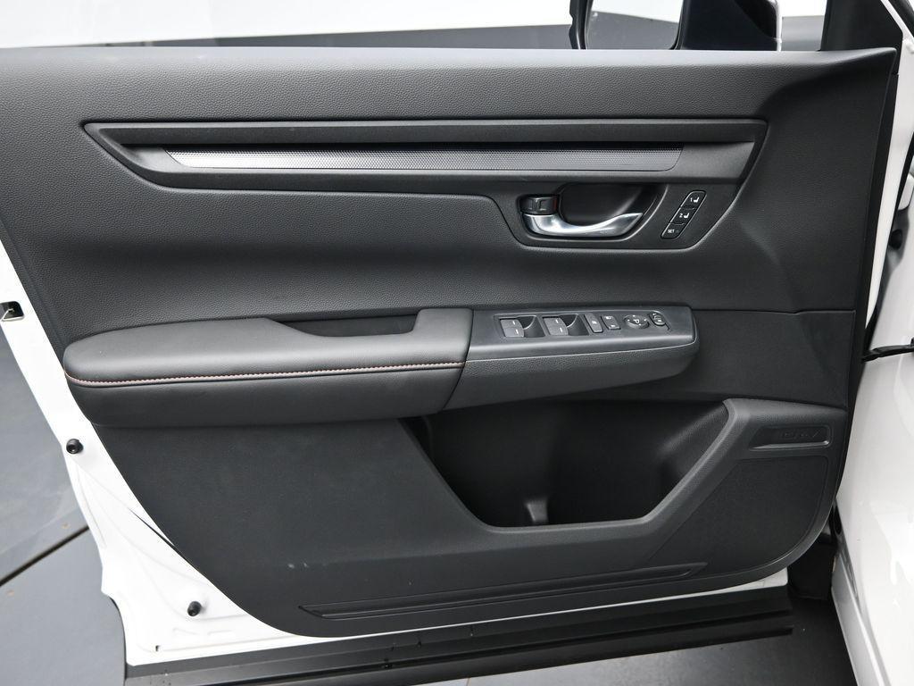 new 2026 Honda CR-V Hybrid car, priced at $42,130