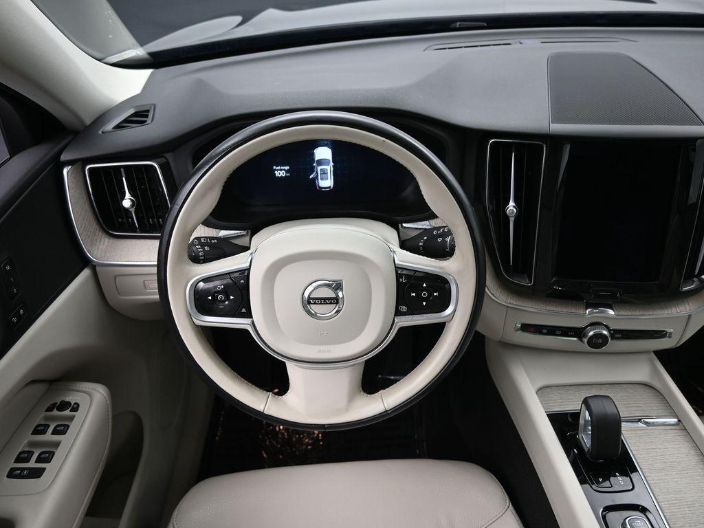 used 2023 Volvo XC60 car, priced at $35,997