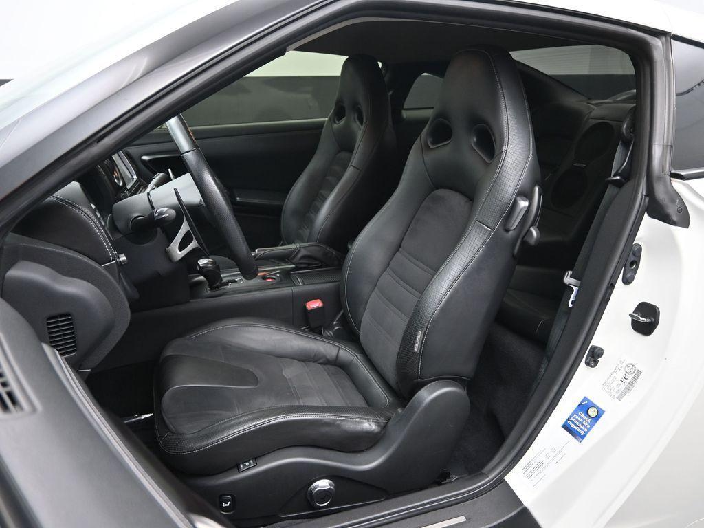 used 2014 Nissan GT-R car, priced at $89,991