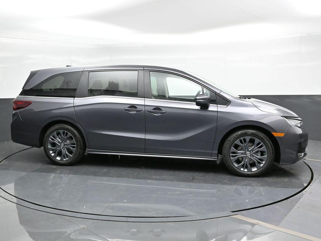 used 2025 Honda Odyssey car, priced at $45,000