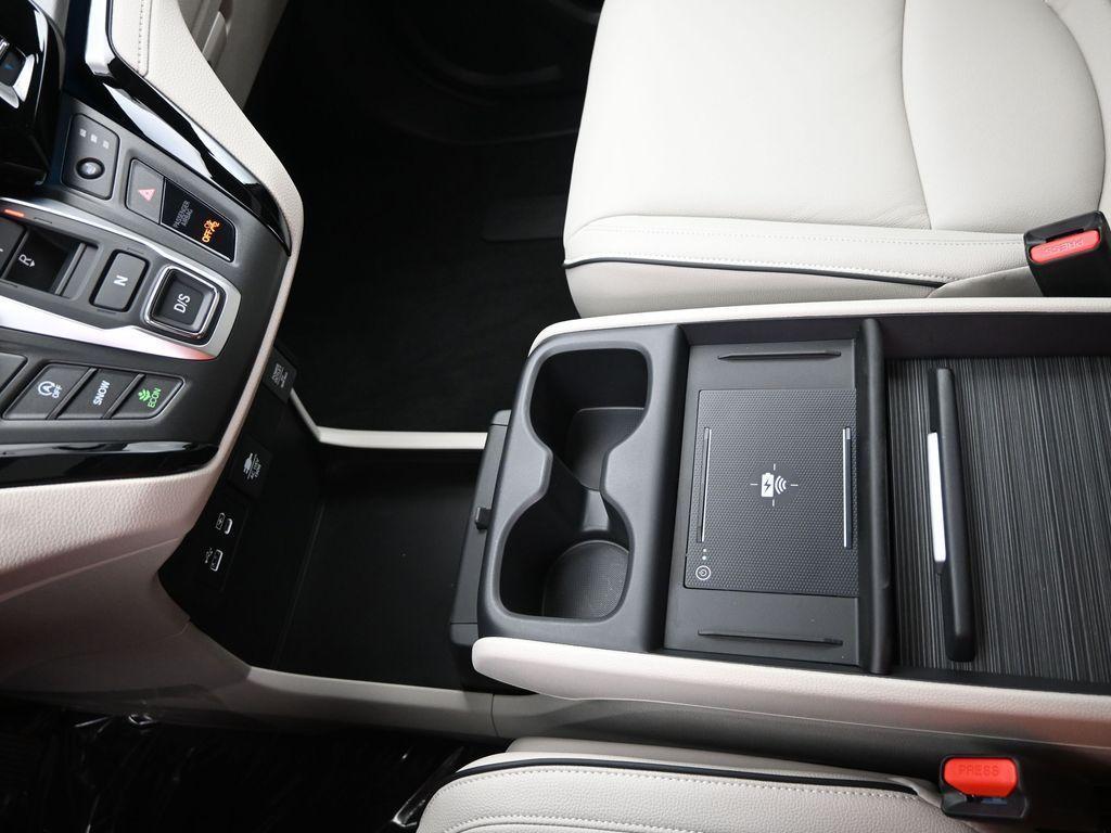 used 2025 Honda Odyssey car, priced at $45,000