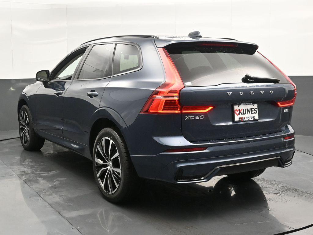 new 2025 Volvo XC60 car, priced at $53,140