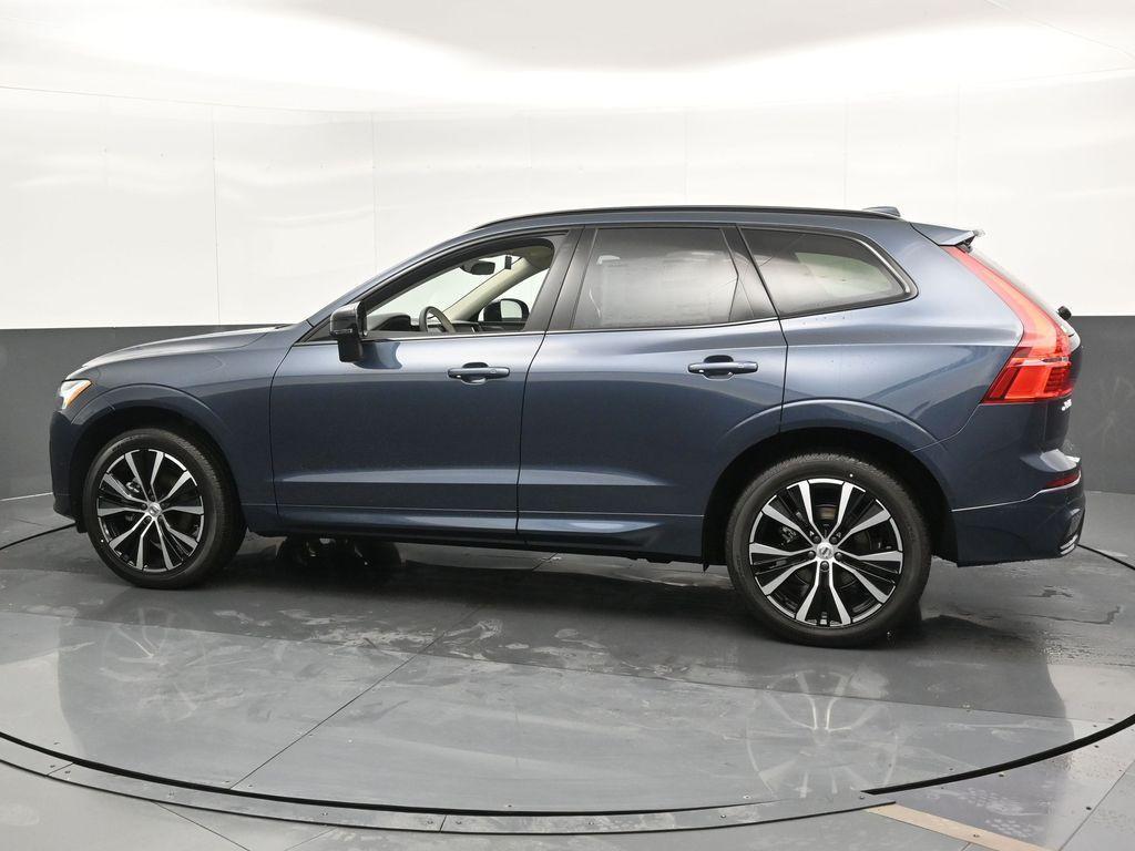 new 2025 Volvo XC60 car, priced at $53,140