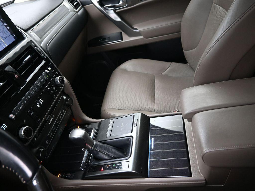 used 2022 Lexus GX 460 car, priced at $43,977